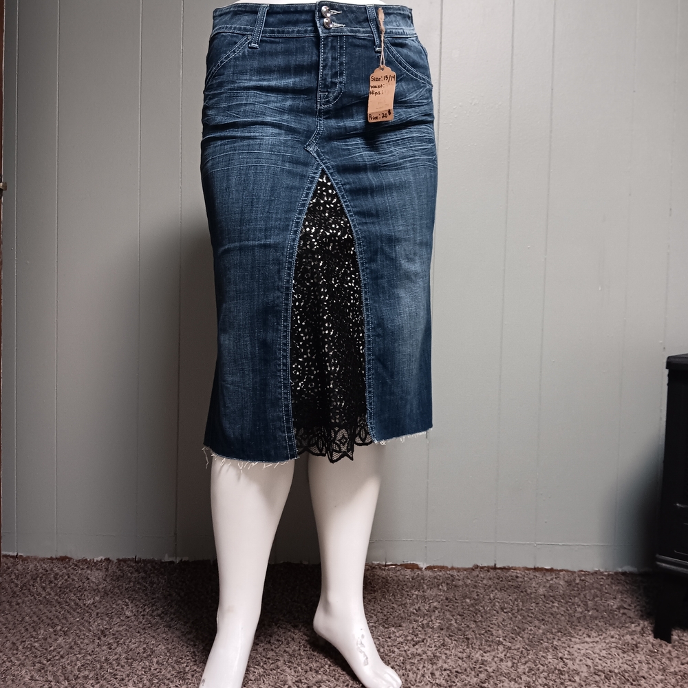 Vigoss Blue Denim Skirt with Black Lace Detail